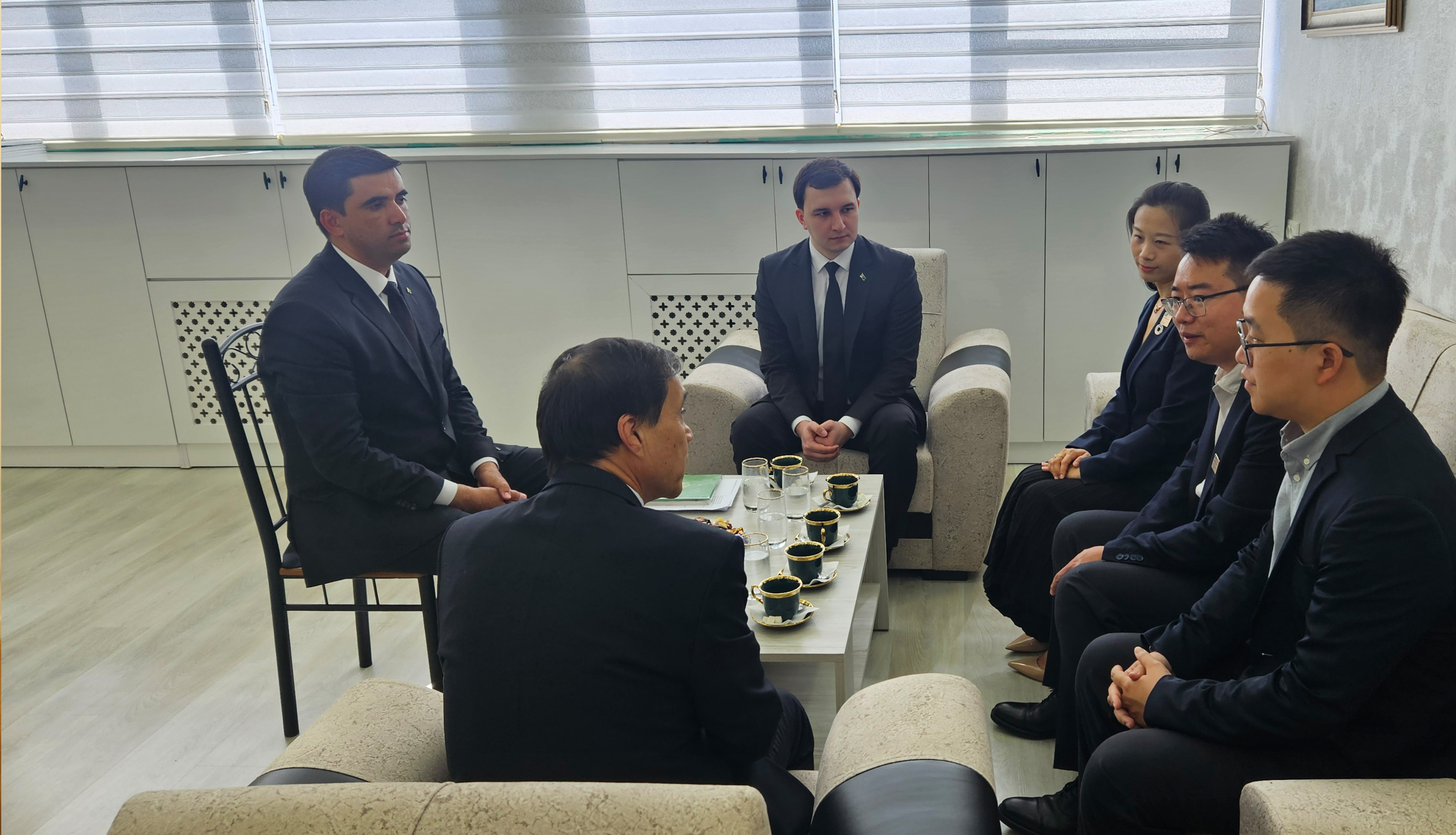 57931673.jpg 20251008_140102.jpg